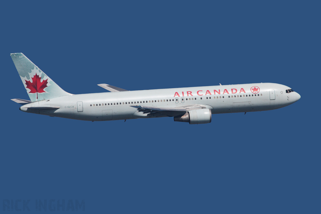 Boeing 767-375ER - C-GLCA - Air Canada