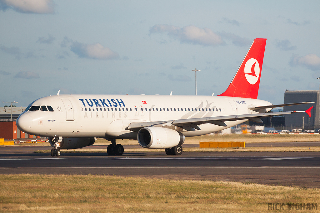 Airbus A320-232 - TC-JPN - Turkish Airlines