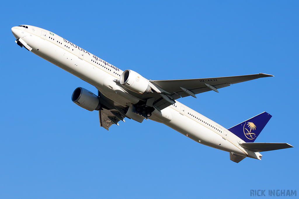 Boeing 777-368ER - HZ-AK22 - Saudia