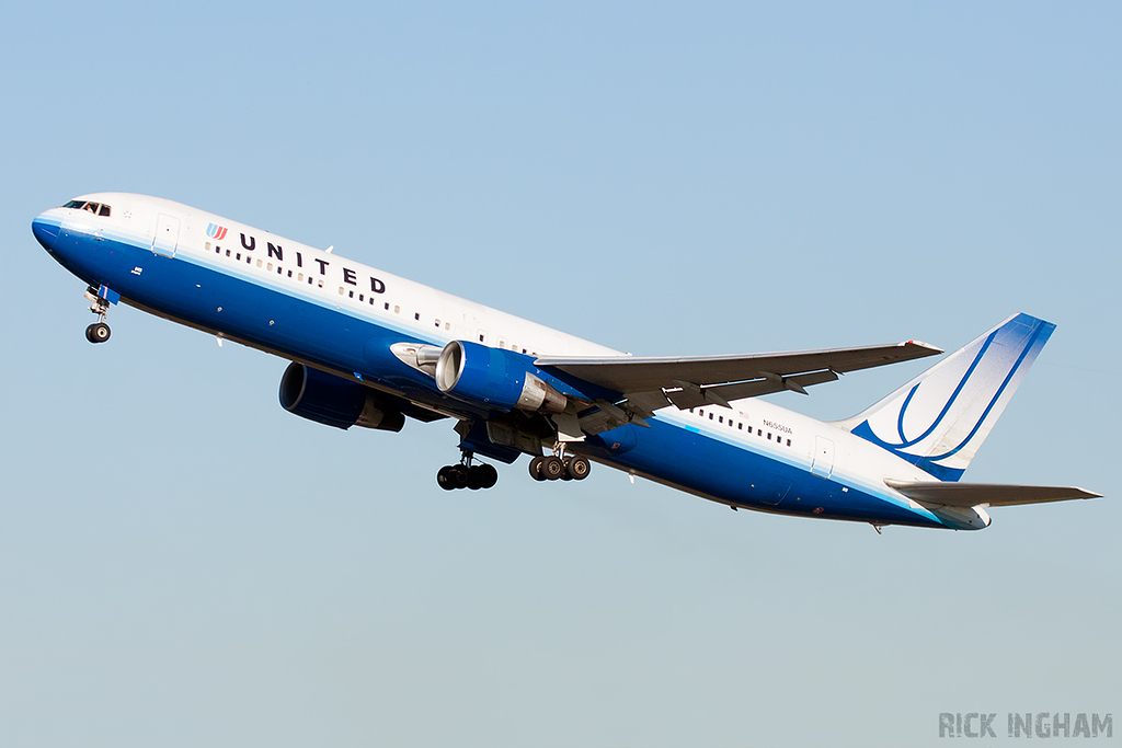 Boeing 767-322ER - N655UA - United Airlines