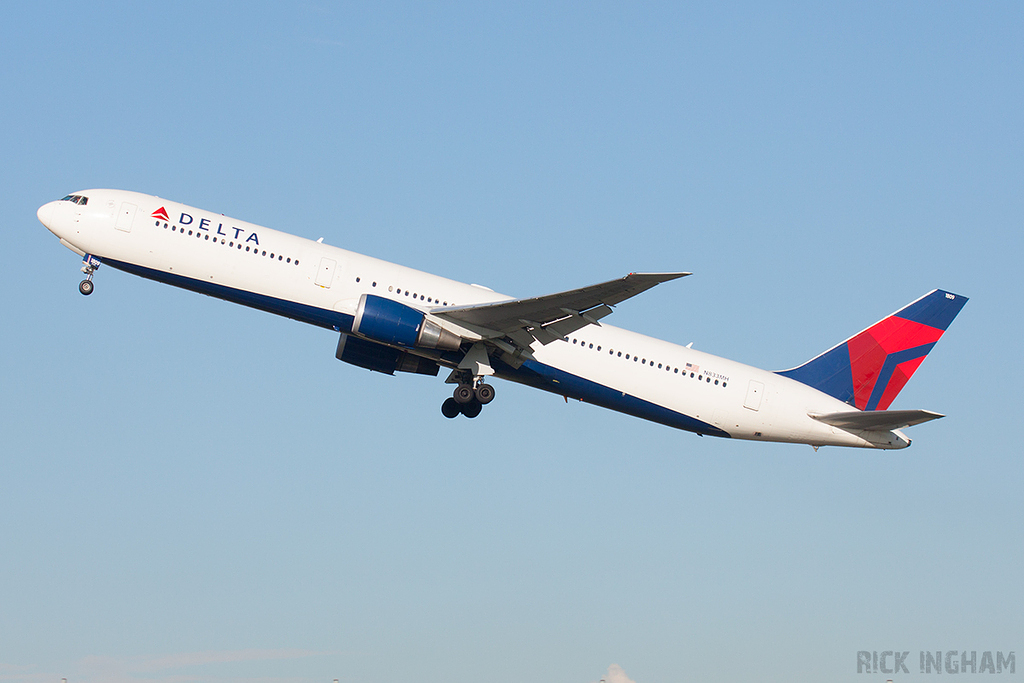 Boeing 767-432ER - N833MH - Delta Airlines