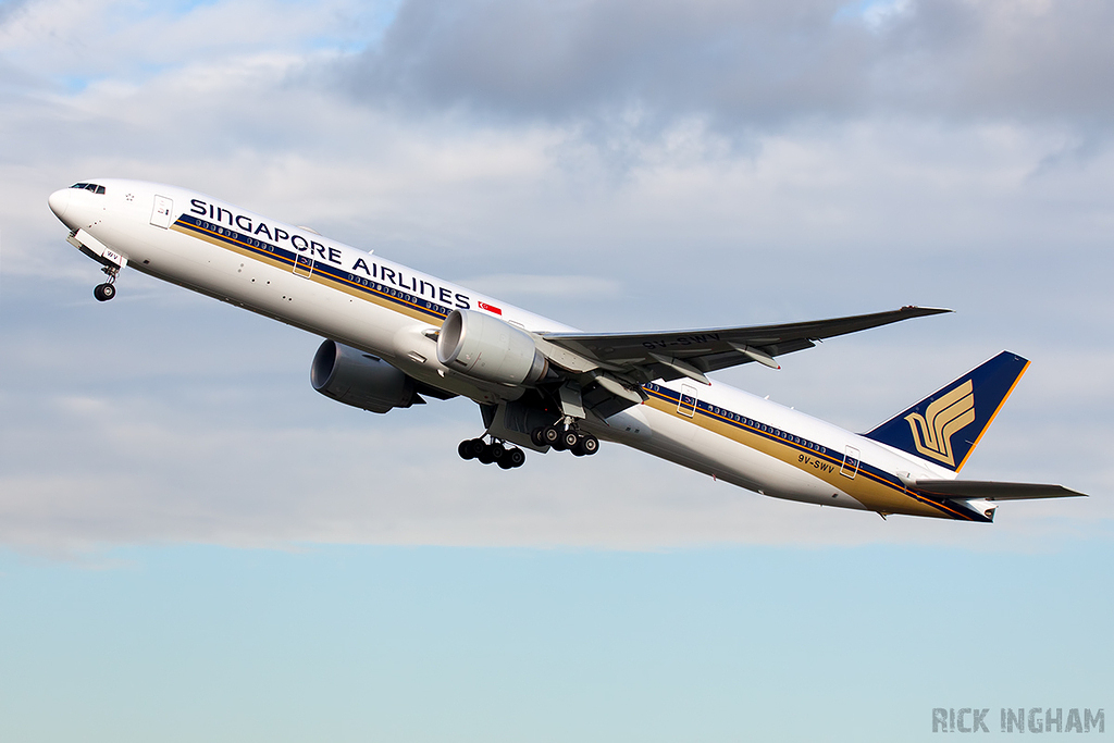Boeing 777-312ER - 9V-SWV - Singapore Airlines