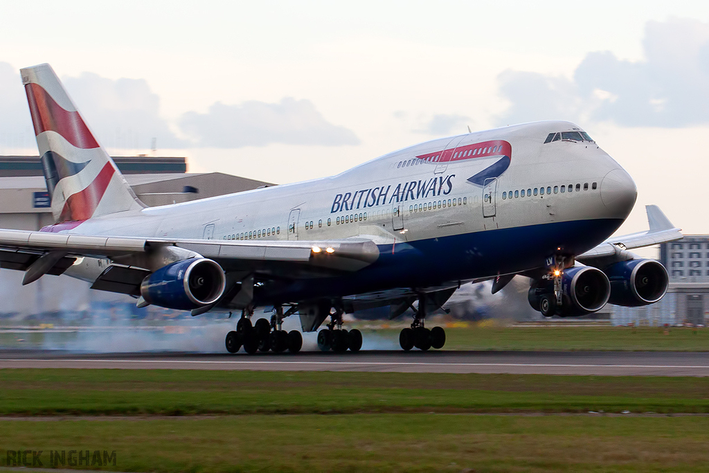 Boeing 747-436 - G-BNLW - British Airways