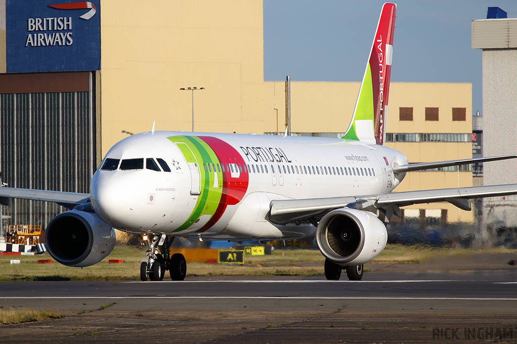 Airbus A320-214 - CS-TNH - TAP Portugal