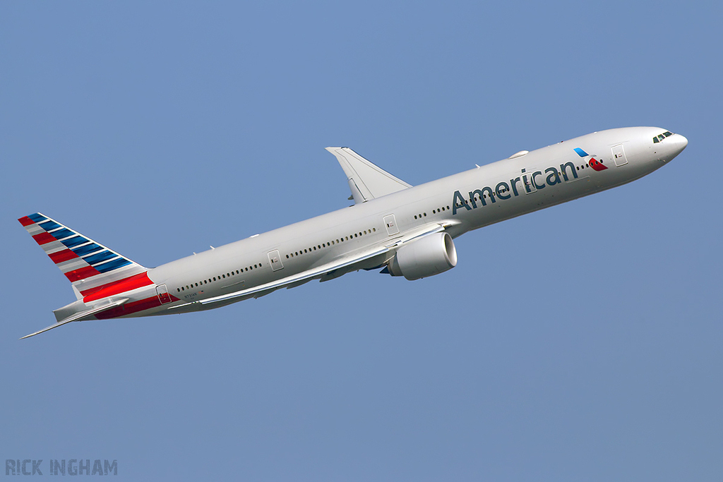 Boeing 777-323ER - N731AN - American Airlines