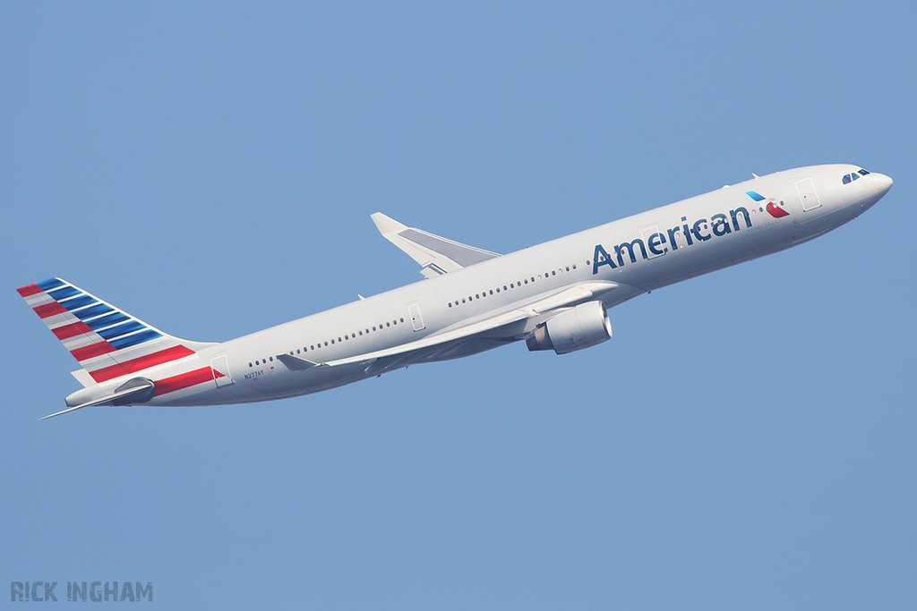 Airbus A330-323 - N277AY - American Airlines