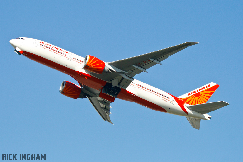 Boeing 777-237LR - VT-ALA - Air India