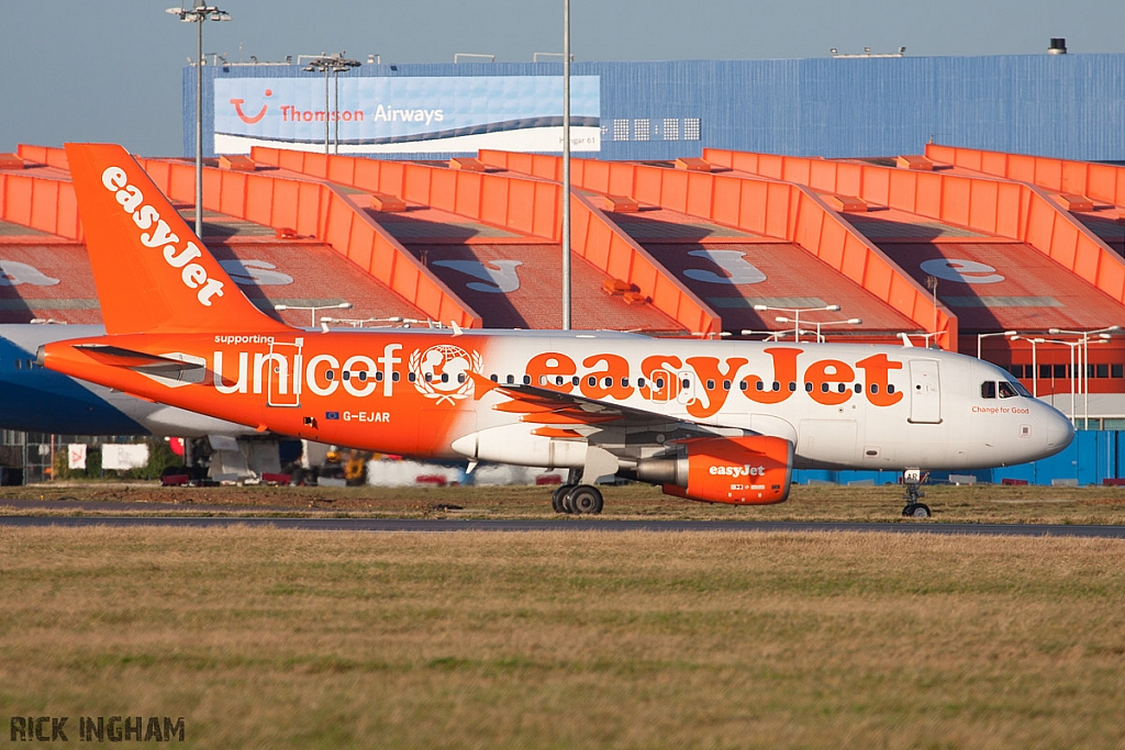 Airbus A319-111 - G-EJAR - EasyJet