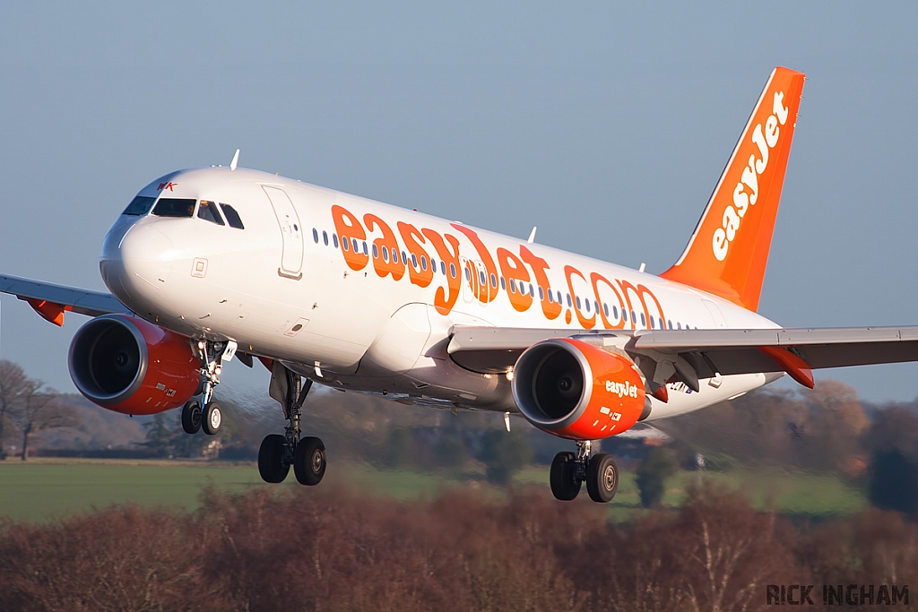 Airbus A320-214 - G-EZWK - EasyJet