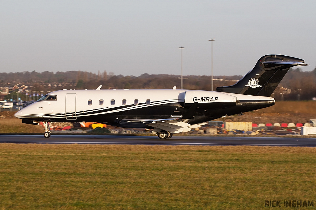 Bombardier Challenger 300 - G-MRAP - London Executive Aviation