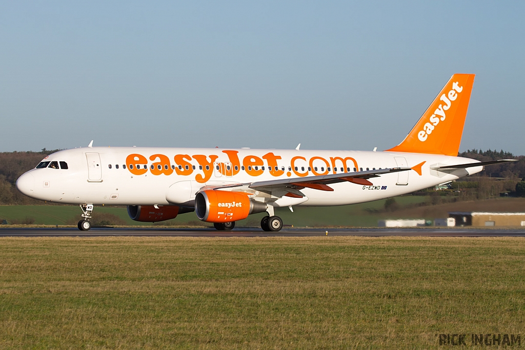 Airbus A320-214 - G-EZWD - EasyJet