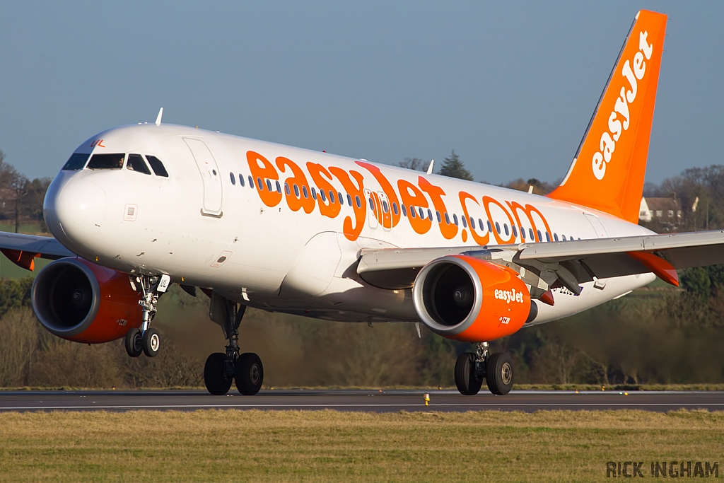 Airbus A320-214 - G-EZUL - EasyJet