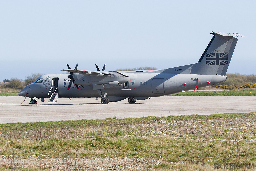 De Havilland Canada DHC-8-315 ISR - C-GFMX - Home Office