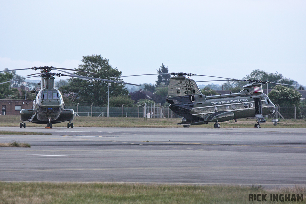 Boeing Vertol CH-46E Sea Knight - 157680/18 - US Marines