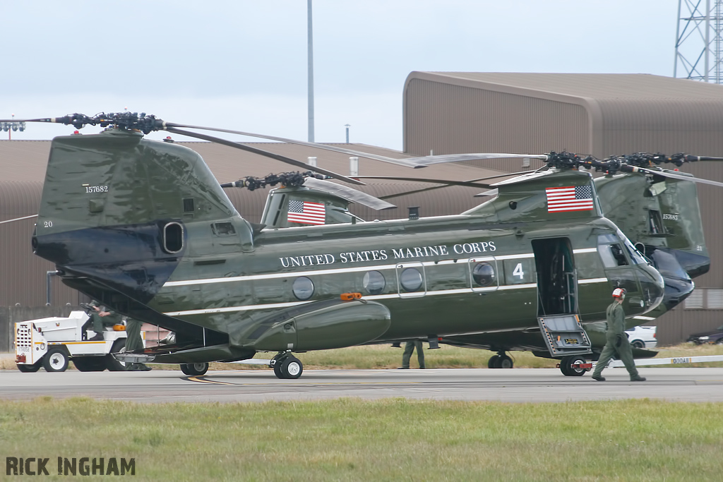 Boeing Vertol CH-46E Sea Knight - 157682/20 - US Marines