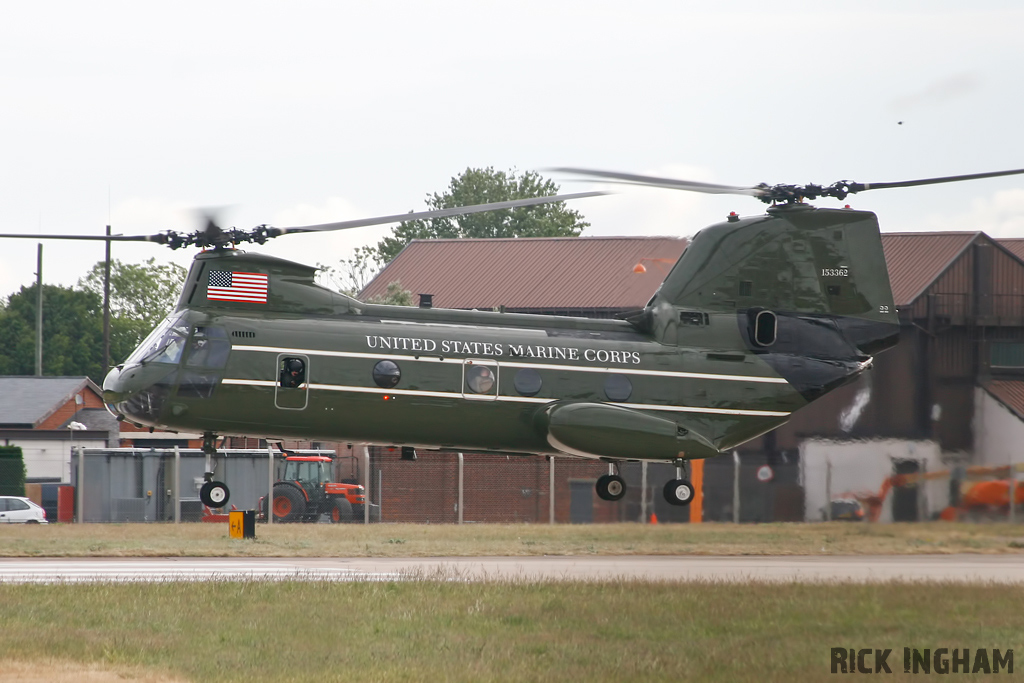 Boeing Vertol CH-46E Sea Knight - 153362/22 - US Marines