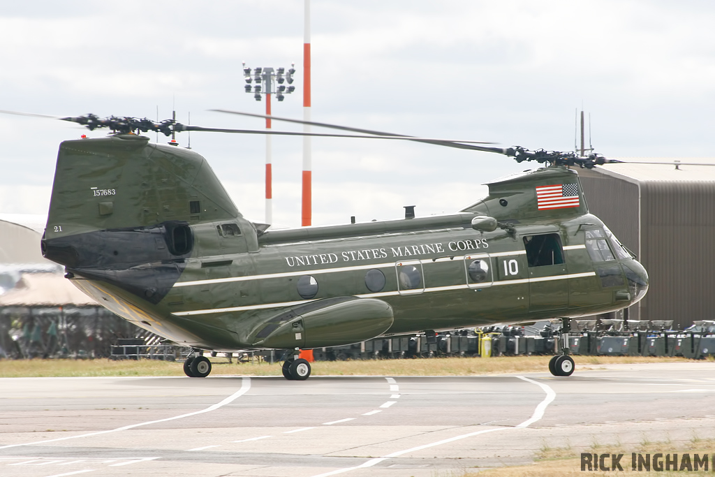 Boeing Vertol CH-46E Sea Knight - 157683/21 - US Marines