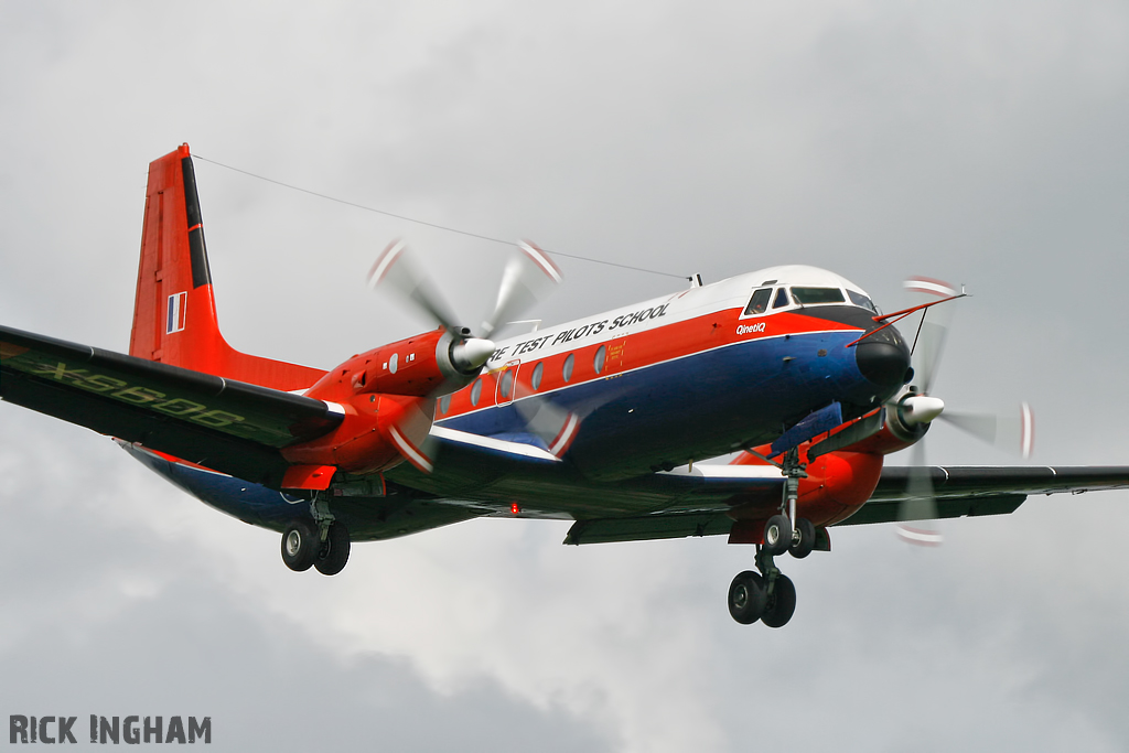 Hawker Siddeley HS780 Andover C1 - XS606 - QinetiQ