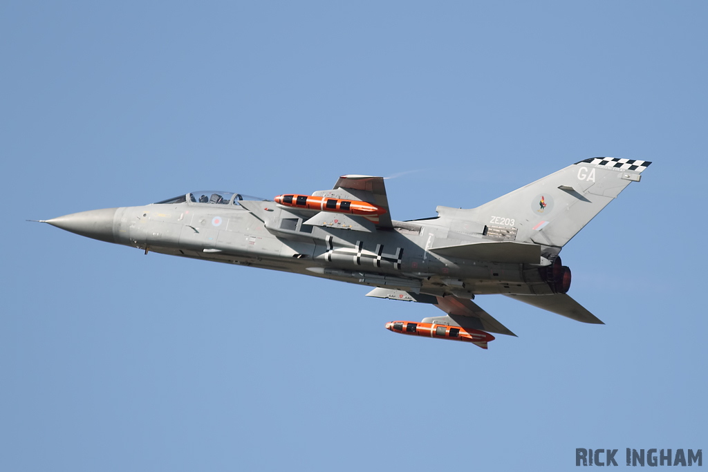 Panavia Tornado F3 - ZE203 - QinetiQ