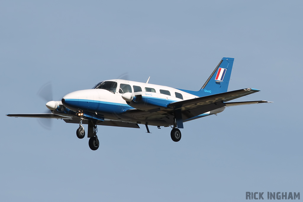 Piper PA-31-350 Chieftain - ZF622 - QinetiQ