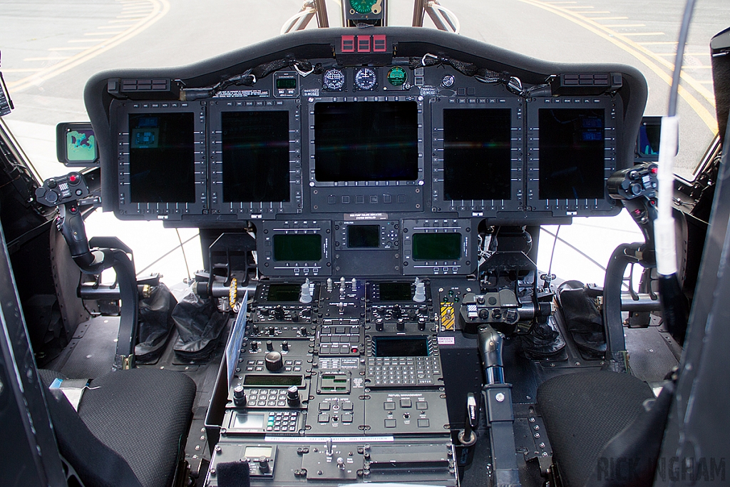 Cockpit of Sikorsky S-92A - G-MCGZ - Coast Guard