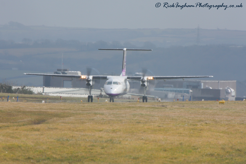 Bombardier Dash 8-314 - G-WOWB - Air Southwest