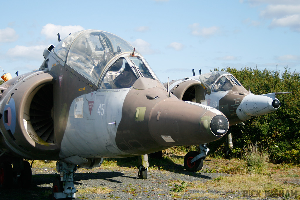 Hawker Siddeley Harrier T4 - XZ145/45 - RAF