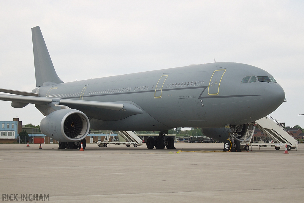 Airbus A330-243MRTT Voyager - G-VYGG/ZZ336 - RAF