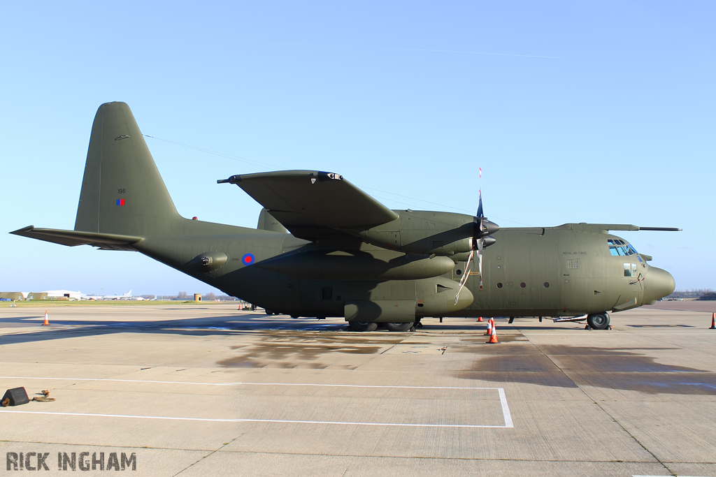 Lockheed C-130K Hercules C1P - XV196 - RAF