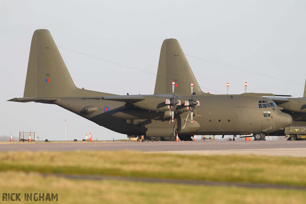 Lockheed C-130K Hercules C1P - XV196 - RAF