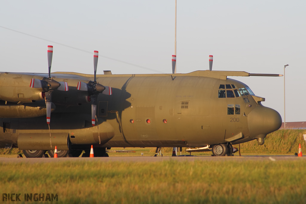 Lockheed C-130K Hercules C1P - XV200 - RAF