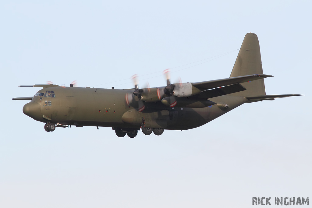 Lockheed C-130K Hercules C3 - XV214 - RAF