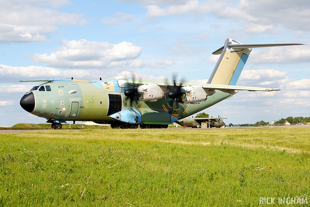 Airbus A400M Atlas C1 - EC-406 (A4M016) / ZM401 - RAF