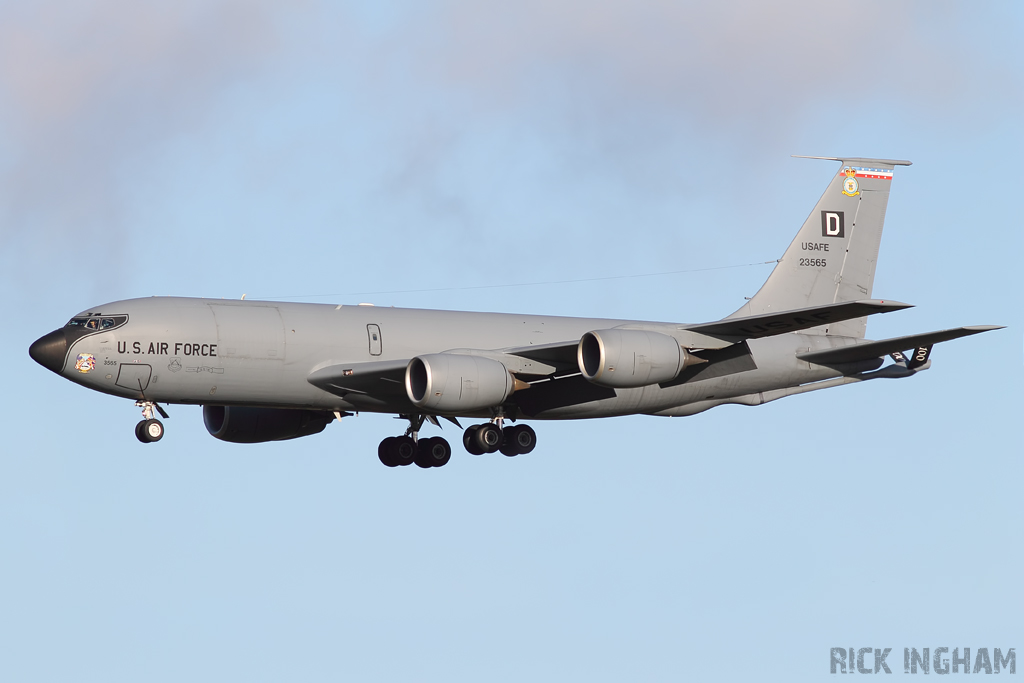 Boeing KC-135R Stratotanker - 62-3565 - USAF