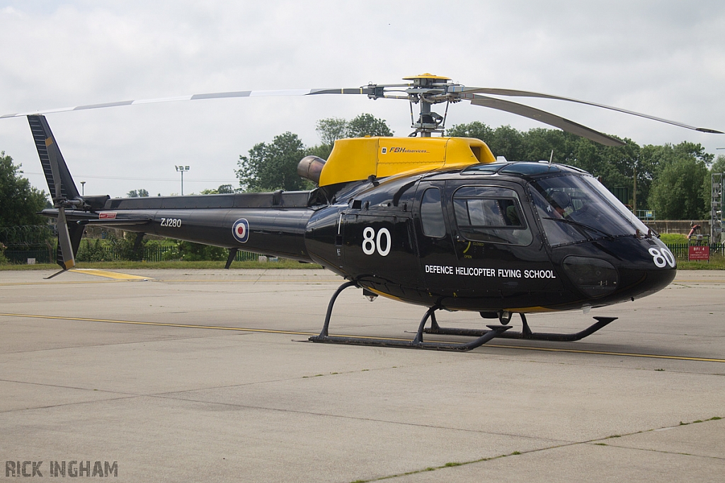 Eurocopter Squirrel HT2 - ZJ280 - DHFS