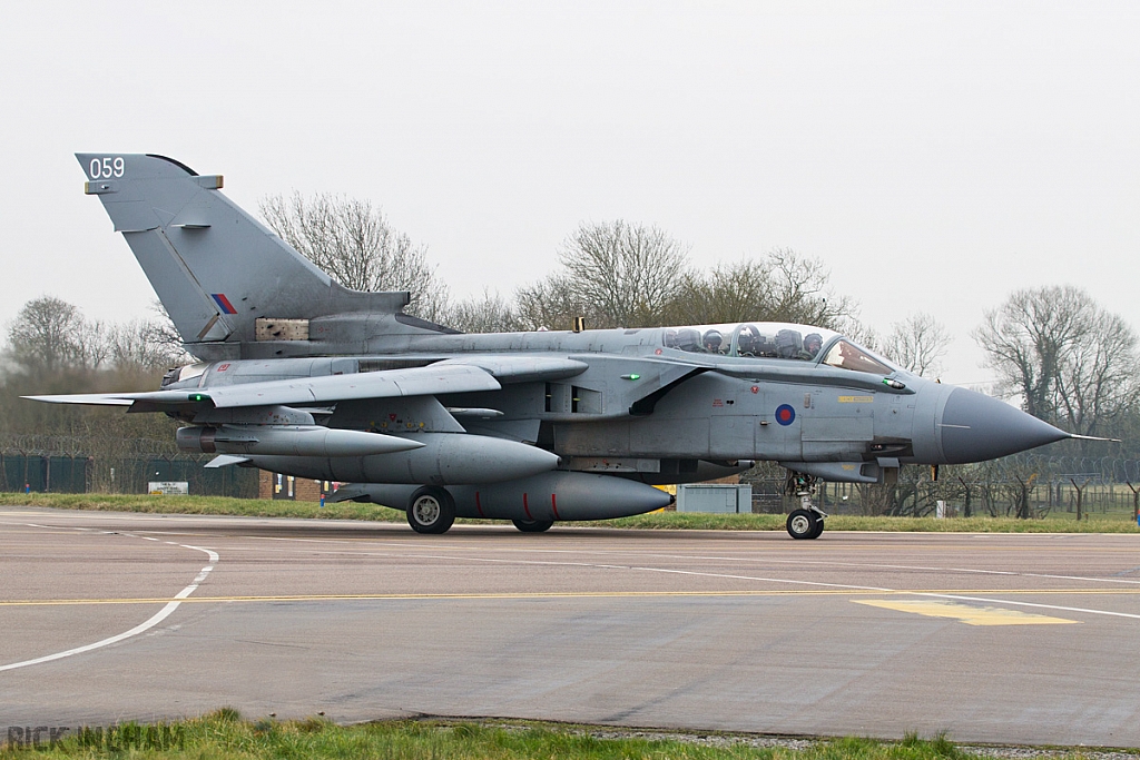 Panavia Tornado GR4 - ZA592/059 - RAF