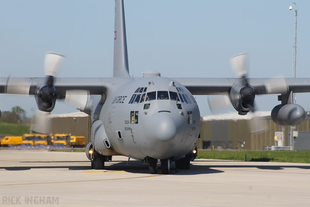 Lockheed C-130H Hercules - 92-3024 - USAF