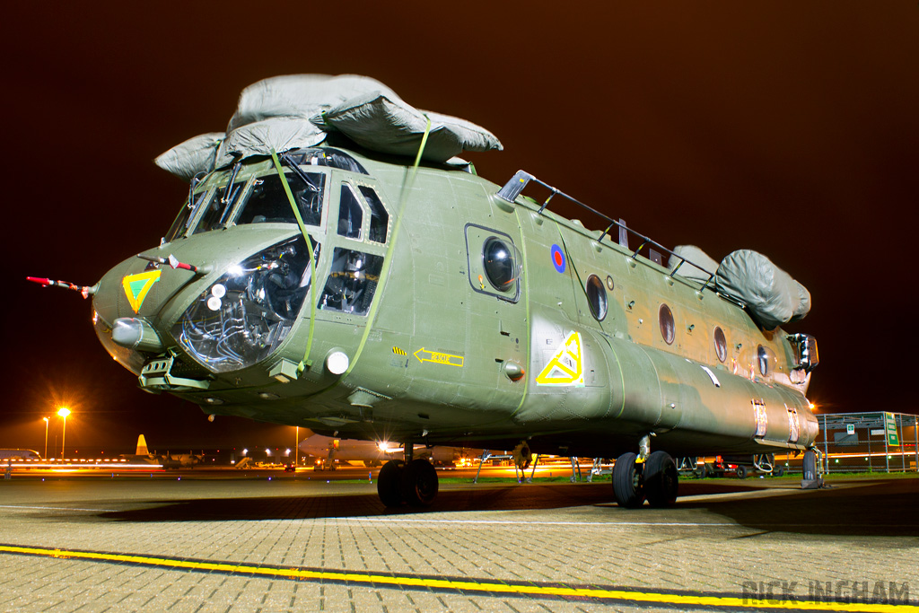 Boeing Chinook HC4 - ZD982 - RAF