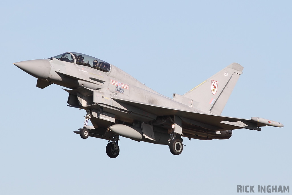 Eurofighter Typhoon T1 - ZJ812/BK - RAF