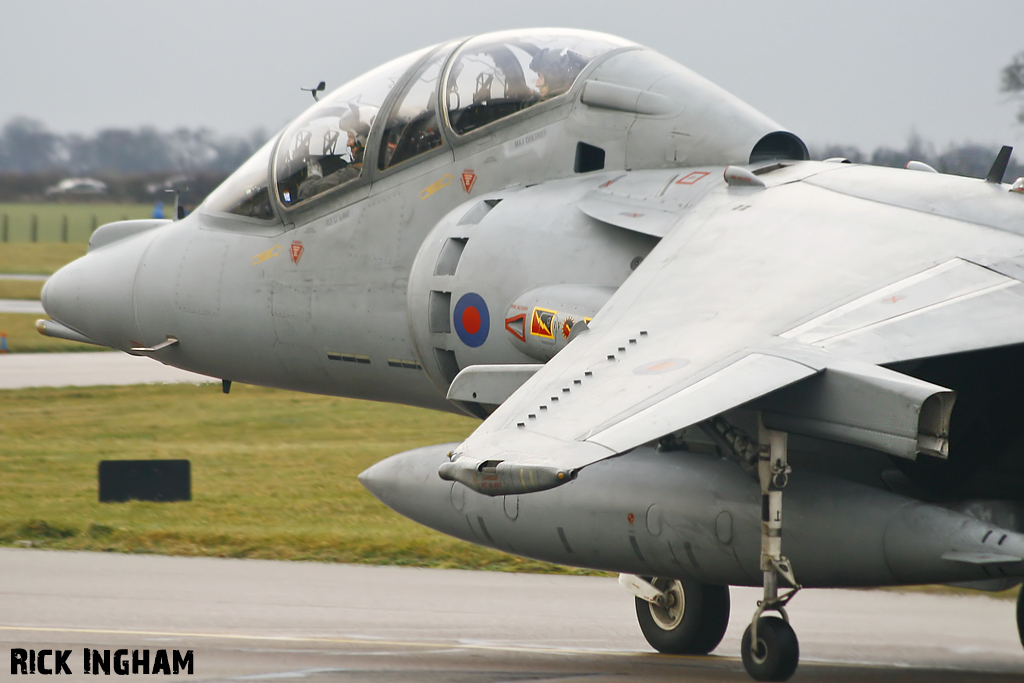 British Aerospace Harrier T12 - ZH657/105 - RAF