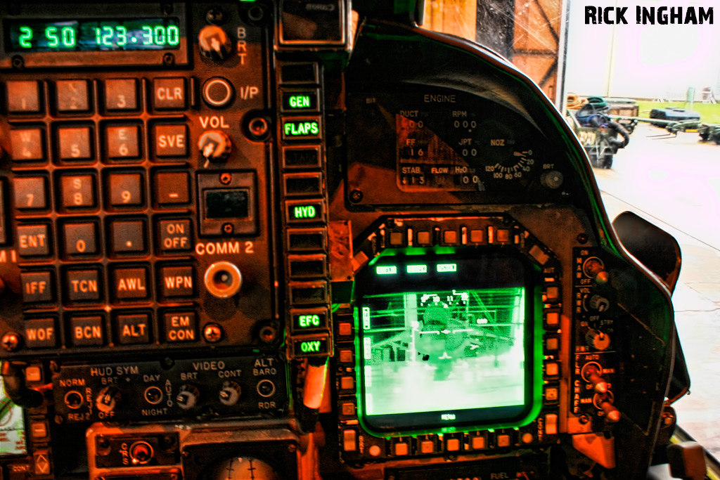 Forward Looking Infra Red (FLIR) screen | British Aerospace Harrier GR9 - RAF