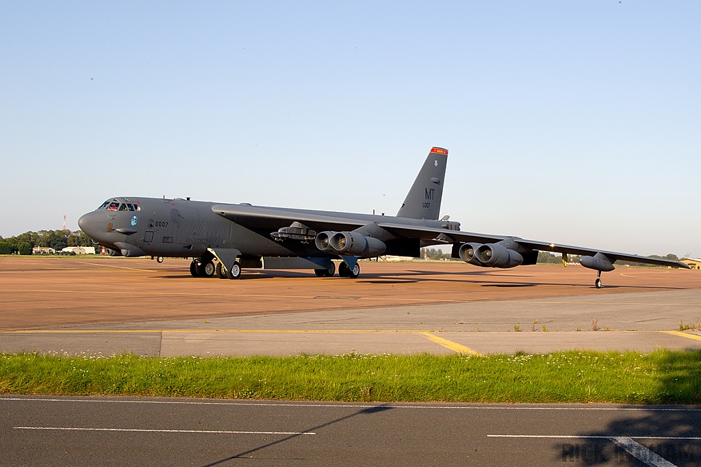 Boeing B-52H Stratofortress - 60-0007 - USAF