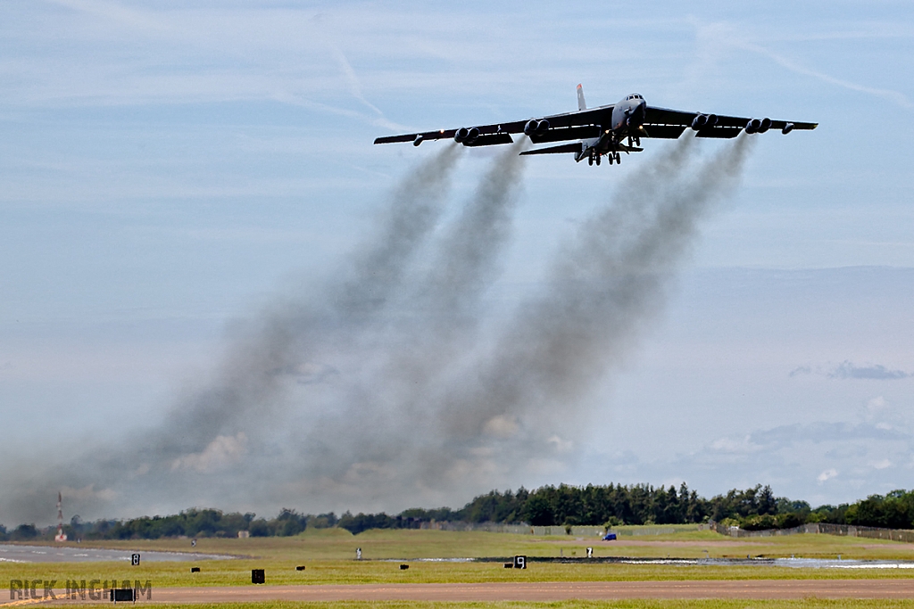 Boeing B-52H Stratofortress - 61-0040 - USAF