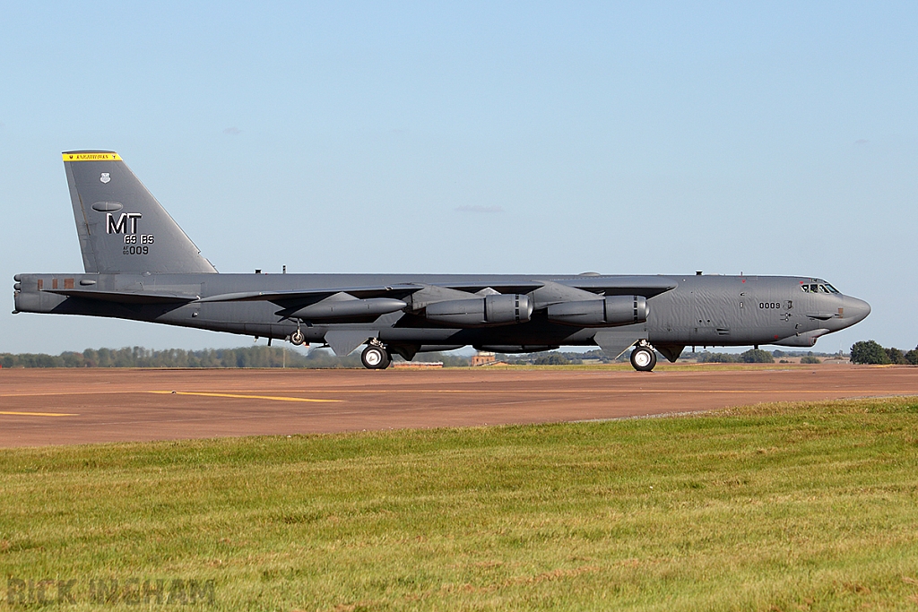 Boeing B-52H Stratofortress - 60-0009 - USAF