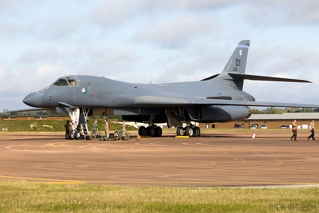 Rockwell B-1b Lancer - 86-0136 - USAF