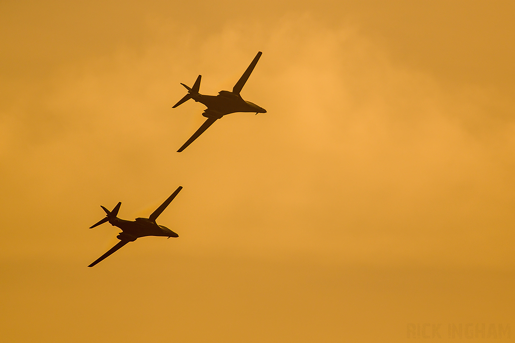 Rockwell B-1b Lancer - 86-0140 + 86-0110 - USAF