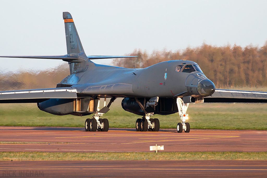 Rockwell B-1B Lancer - 86-0120 - USAF