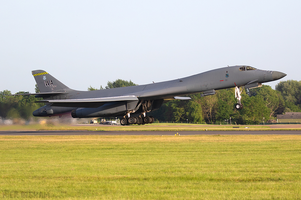 Rockwell B-1B Lancer - 86-0107 - USAF