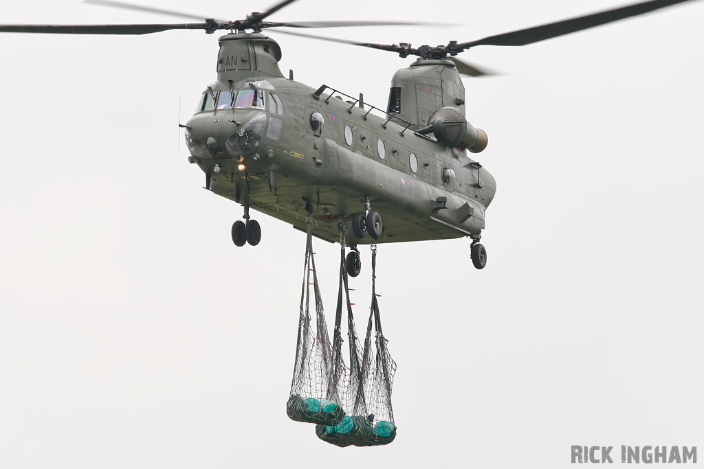 Boeing Chinook HC2 - ZA705/AN - RAF