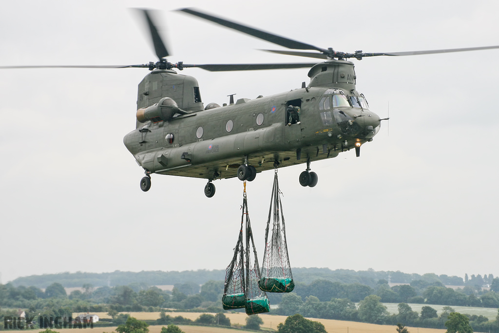 Boeing Chinook HC2 - ZA705/AN - RAF